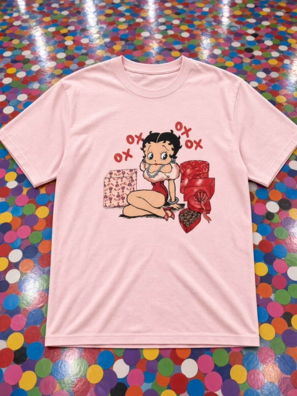 Betty Boop Valentine Gifts Chocolate Box Graphic T-Shirt Gildan Cotton Tee